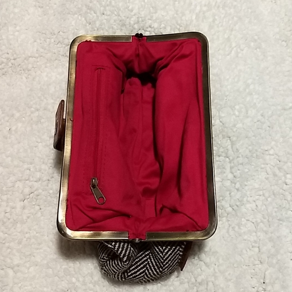 Brown clutch - Picture 3 of 3